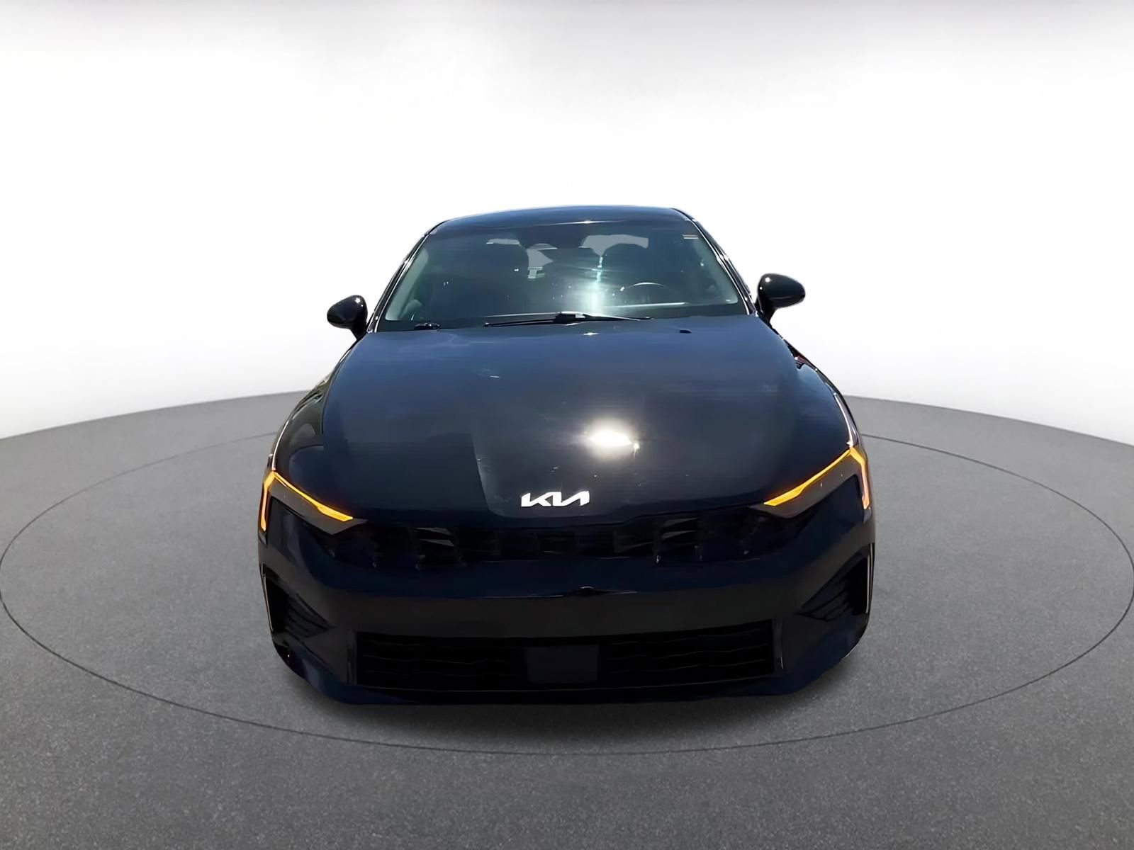 Used 2025 Kia K5 LXS image 3