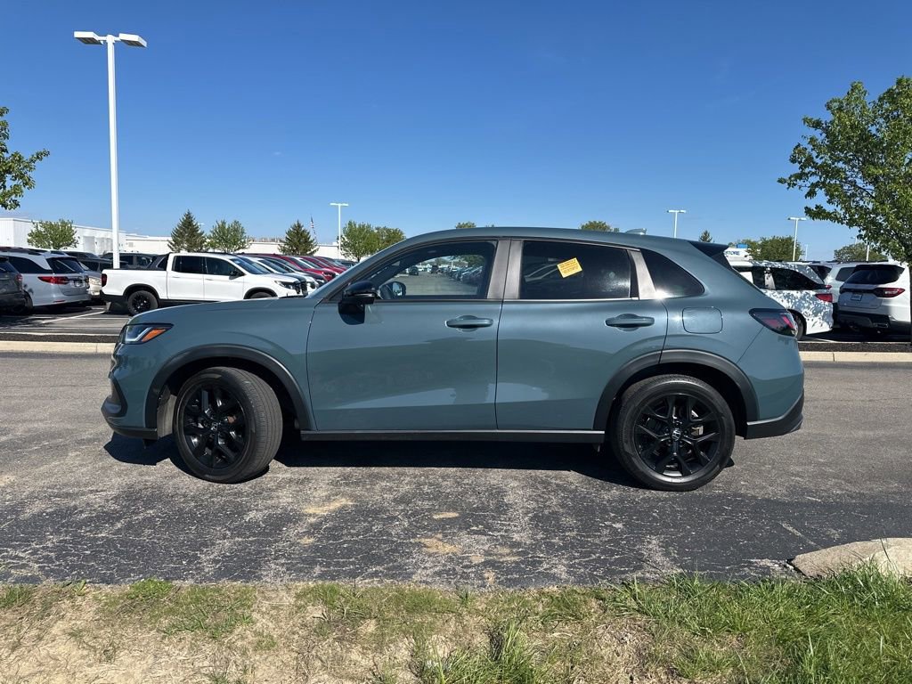 Used 2024 Honda HR-V Sport image 8