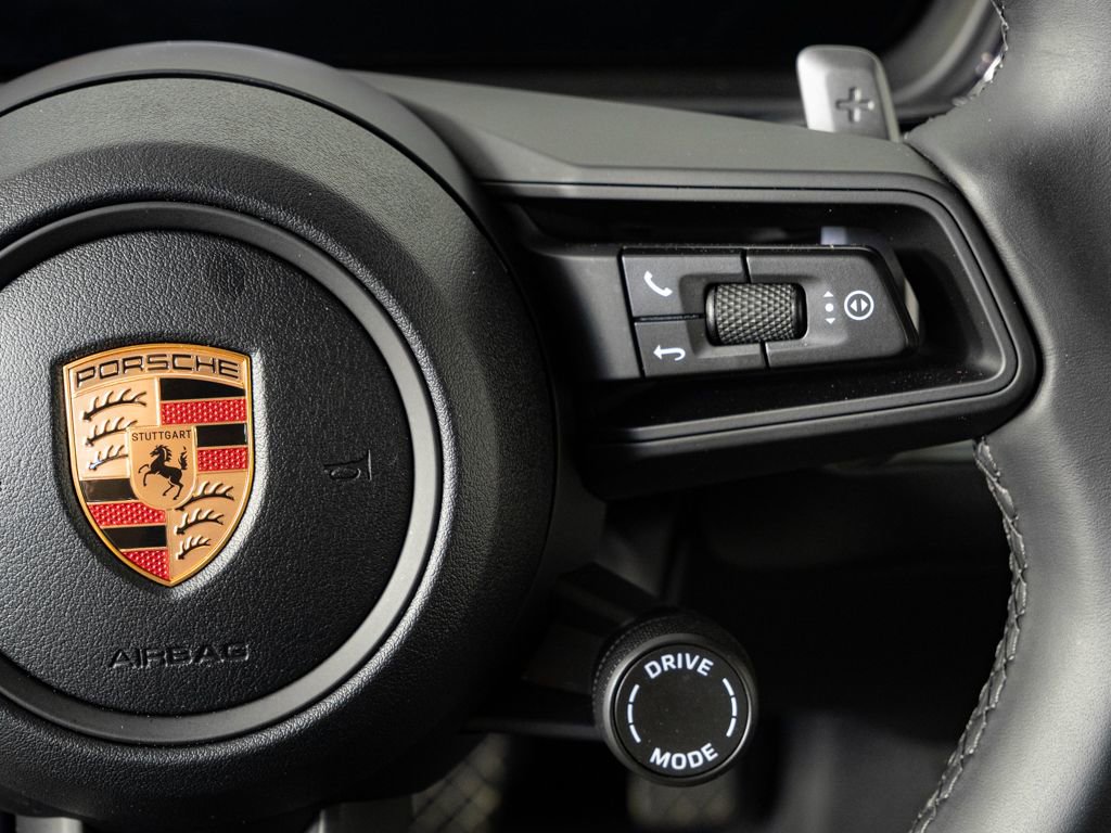 Certified 2026 Porsche Cayenne AWD/4WD image 11