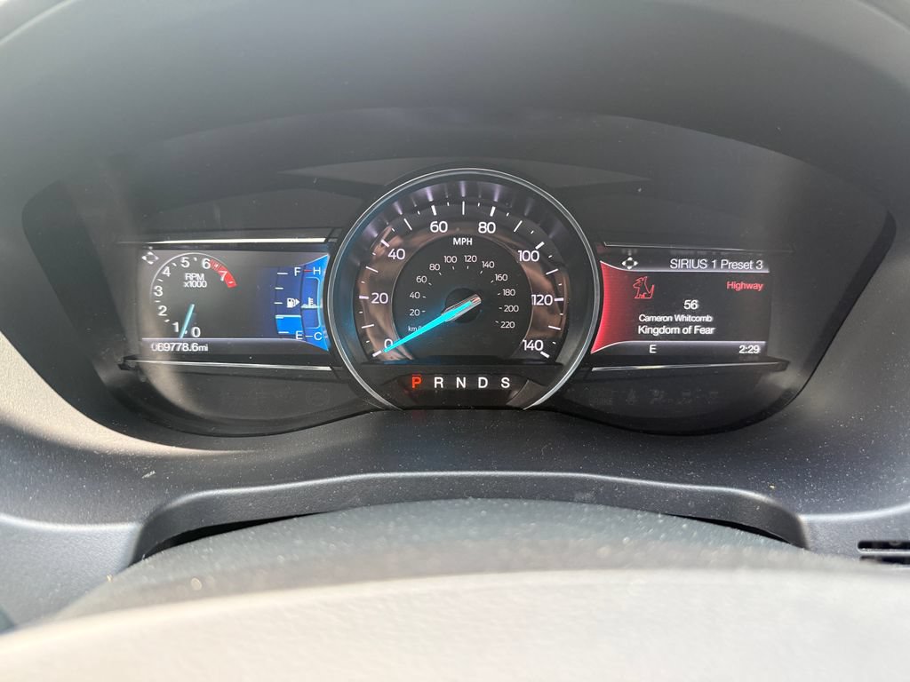 Used 2019 Ford Explorer XLT w/ Equipment Group 202A FWD image 35