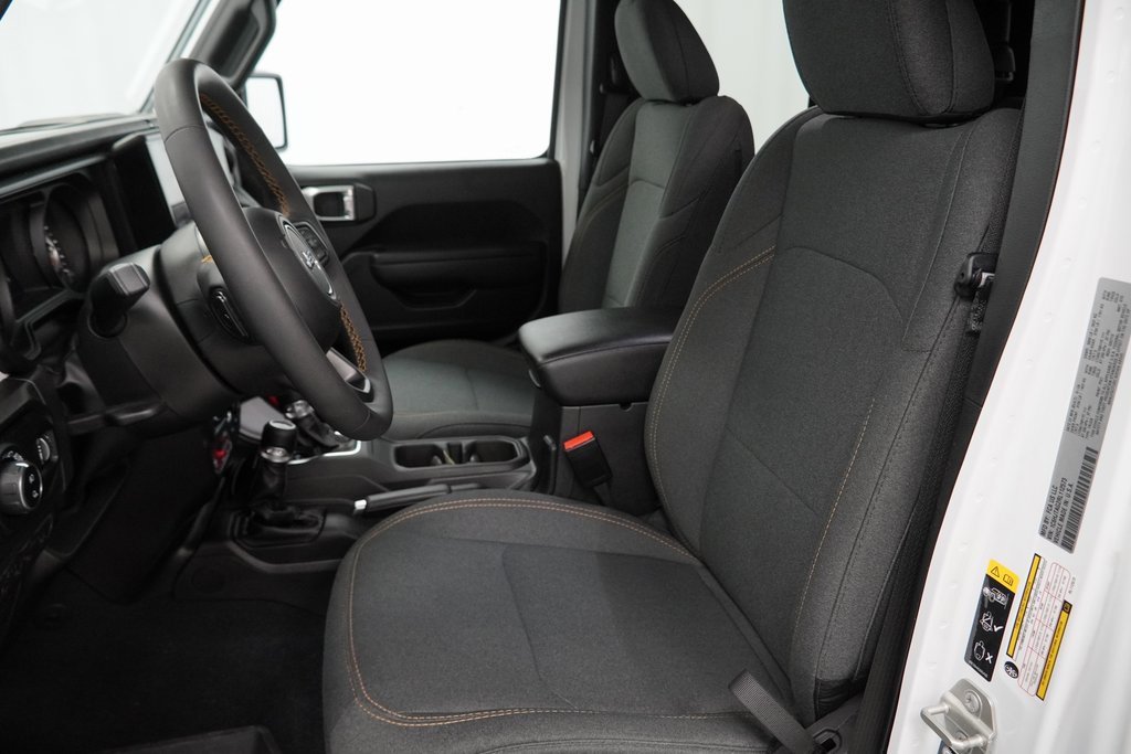 Certified 2024 Jeep Gladiator Sport image 16