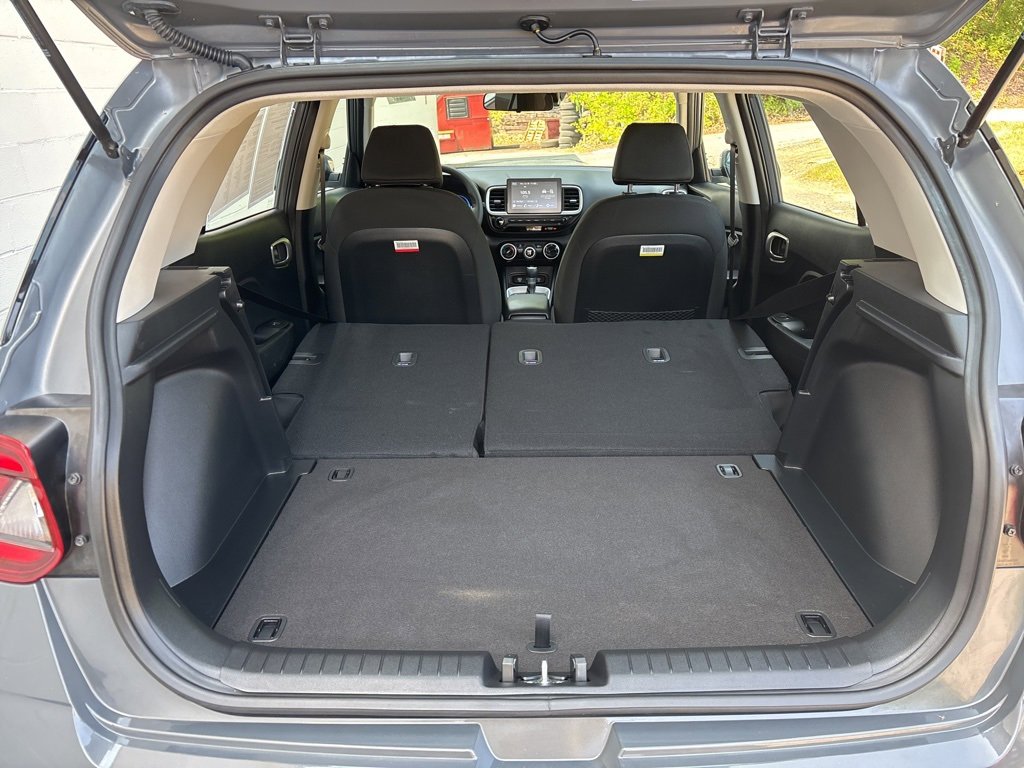 Used 2025 Hyundai Venue SE image 10