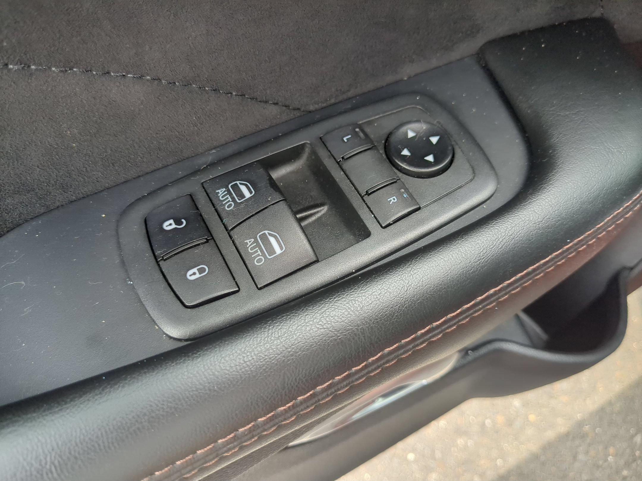 Used 2020 Dodge Challenger R/T RWD image 22