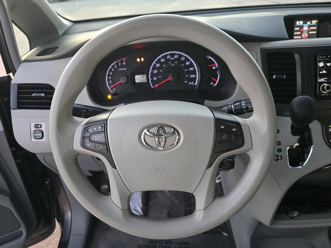 Used 2012 Toyota Sienna LE FWD image 37