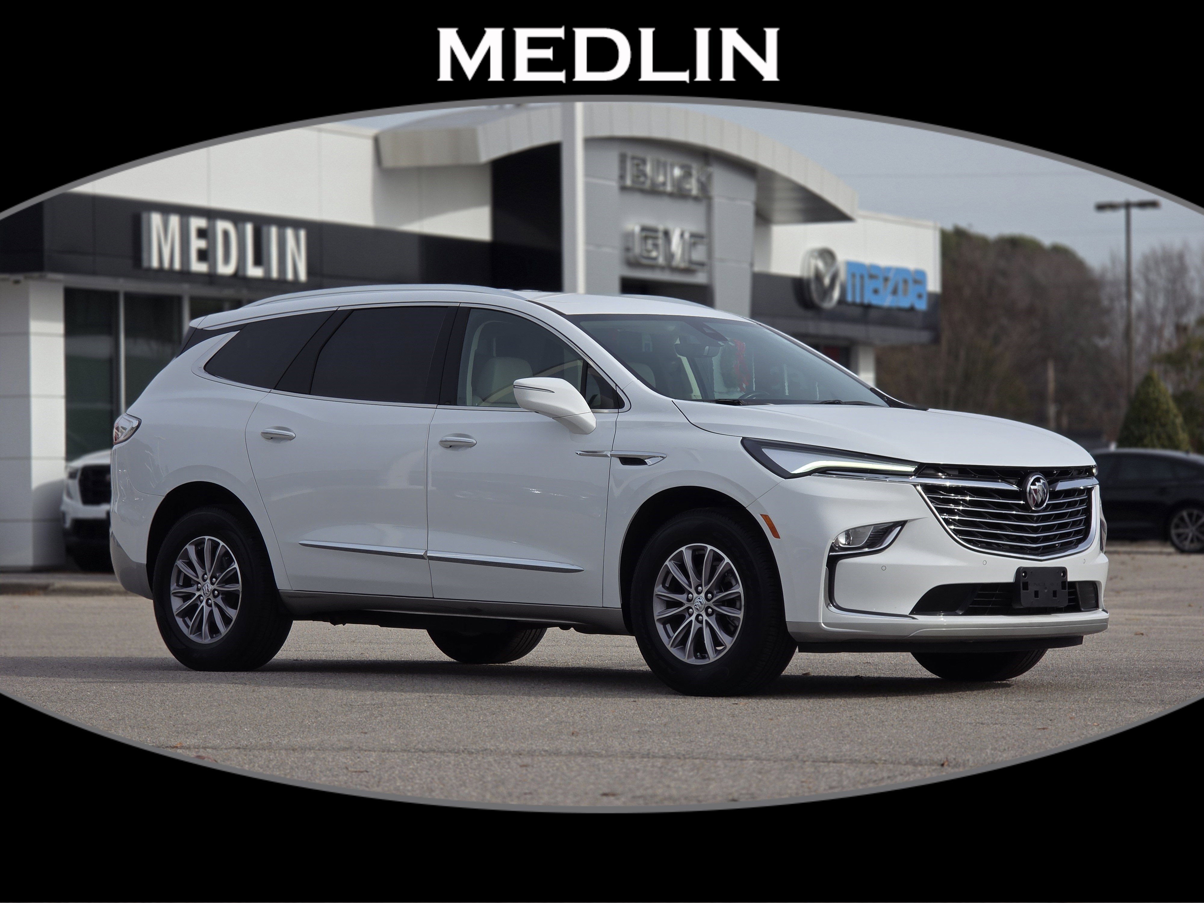 Used 2023 Buick Enclave Essence image 1