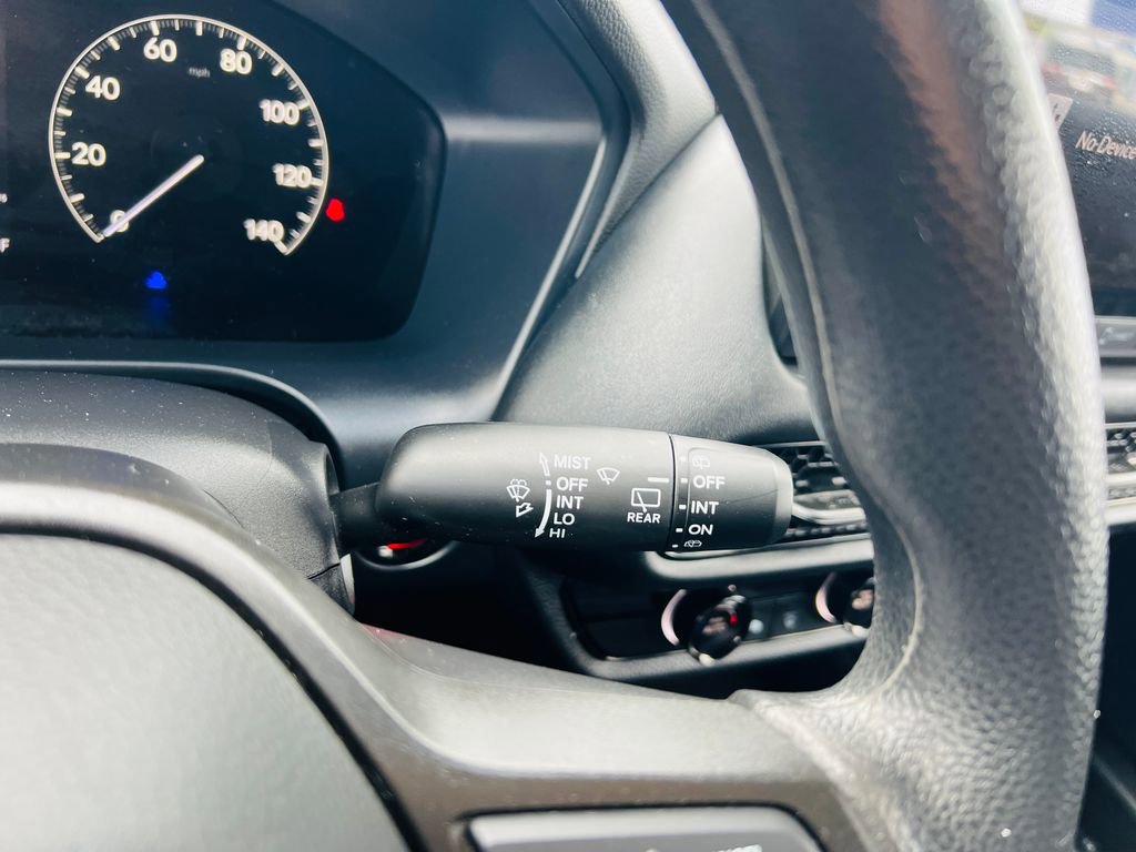 Used 2024 Honda HR-V LX image 23