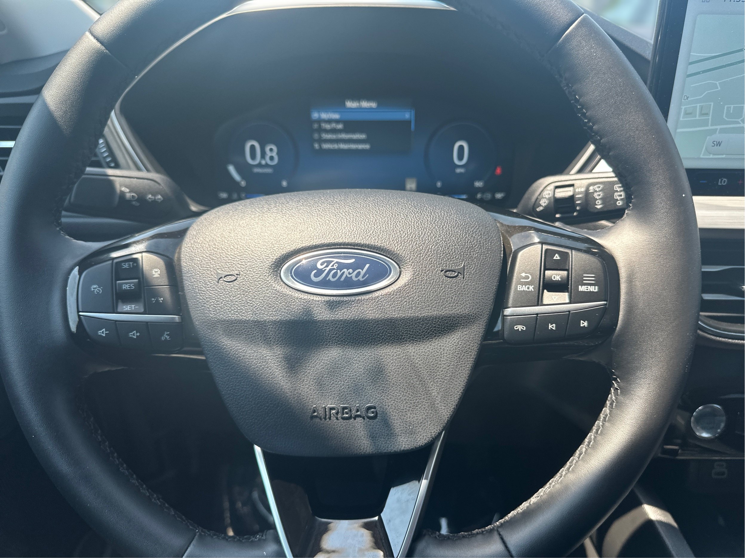 Used 2025 Ford Escape Platinum AWD/4WD image 21