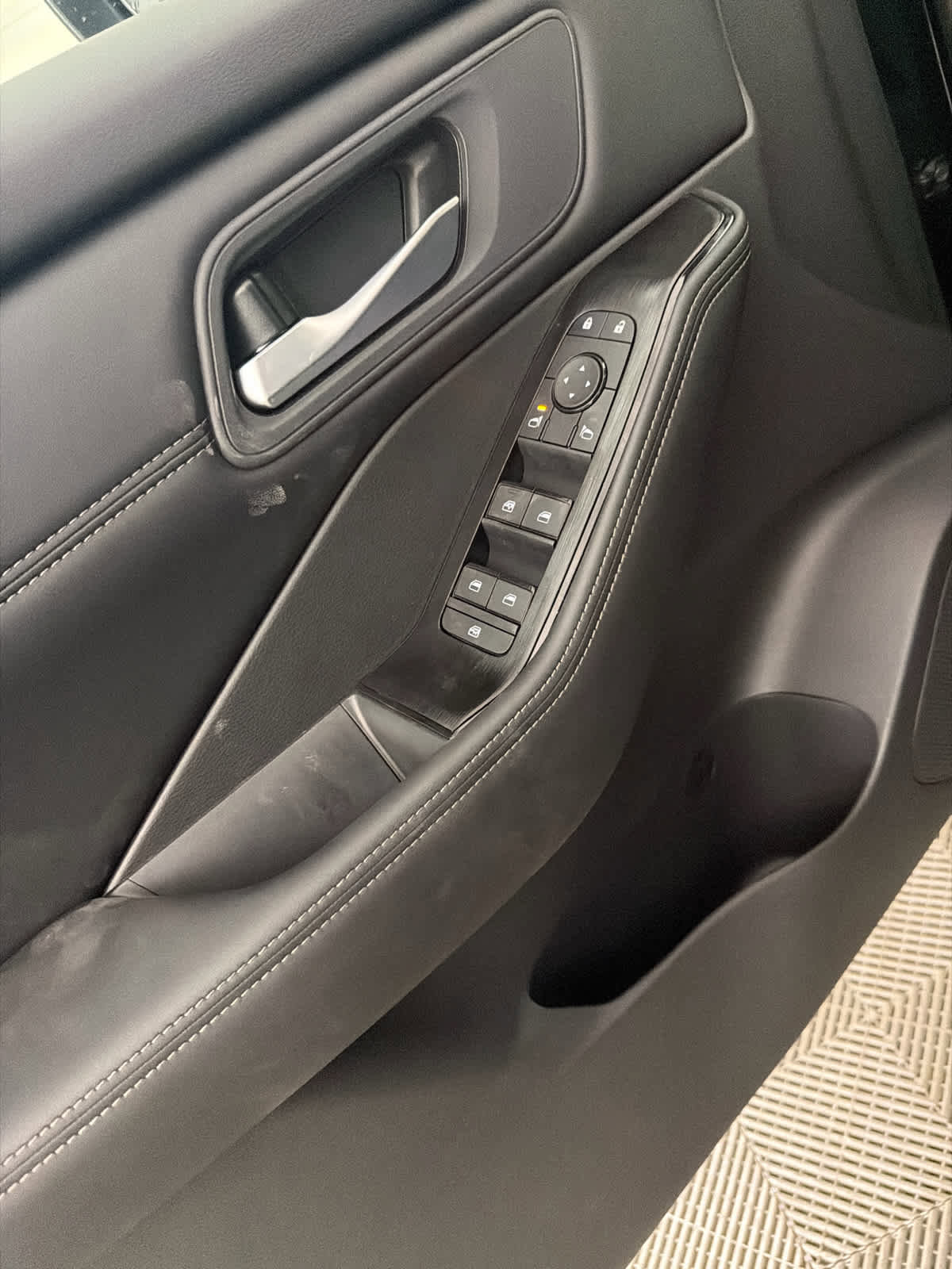 New 2026 Nissan Rogue SV image 24