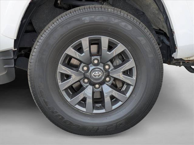 Used 2023 Toyota Tacoma SR5 AWD/4WD image 27