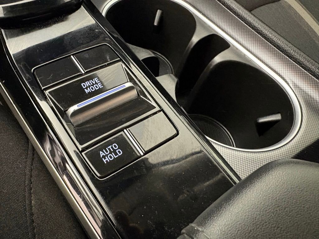 Used 2021 Hyundai Sonata SE w/ Preferred Accessory Package image 35