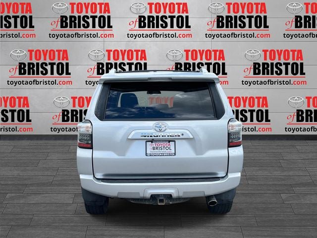 Used 2015 Toyota 4Runner SR5 Premium AWD/4WD image 4