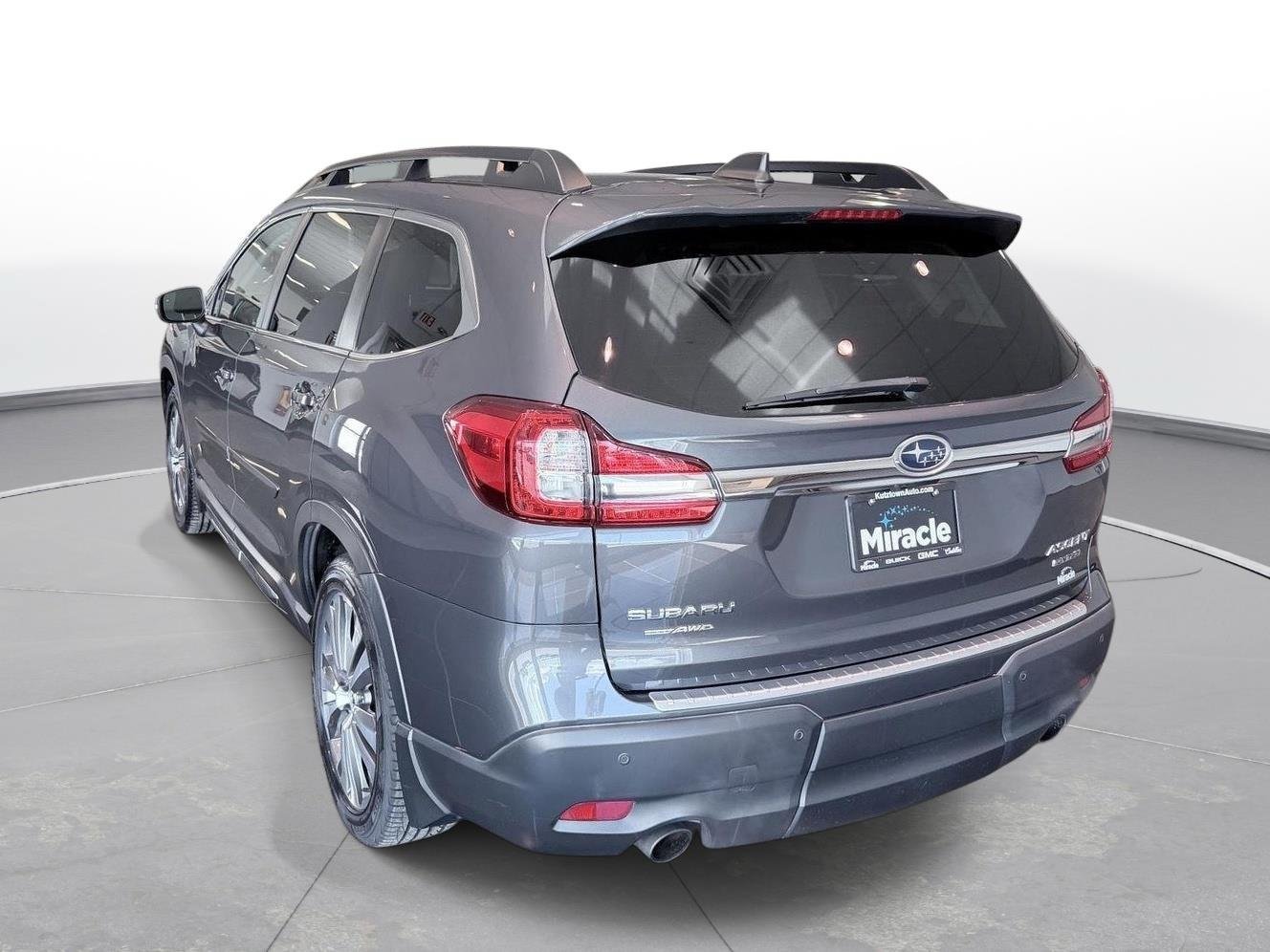 Used 2020 Subaru Ascent Limited w/ Technology Package AWD/4WD image 4