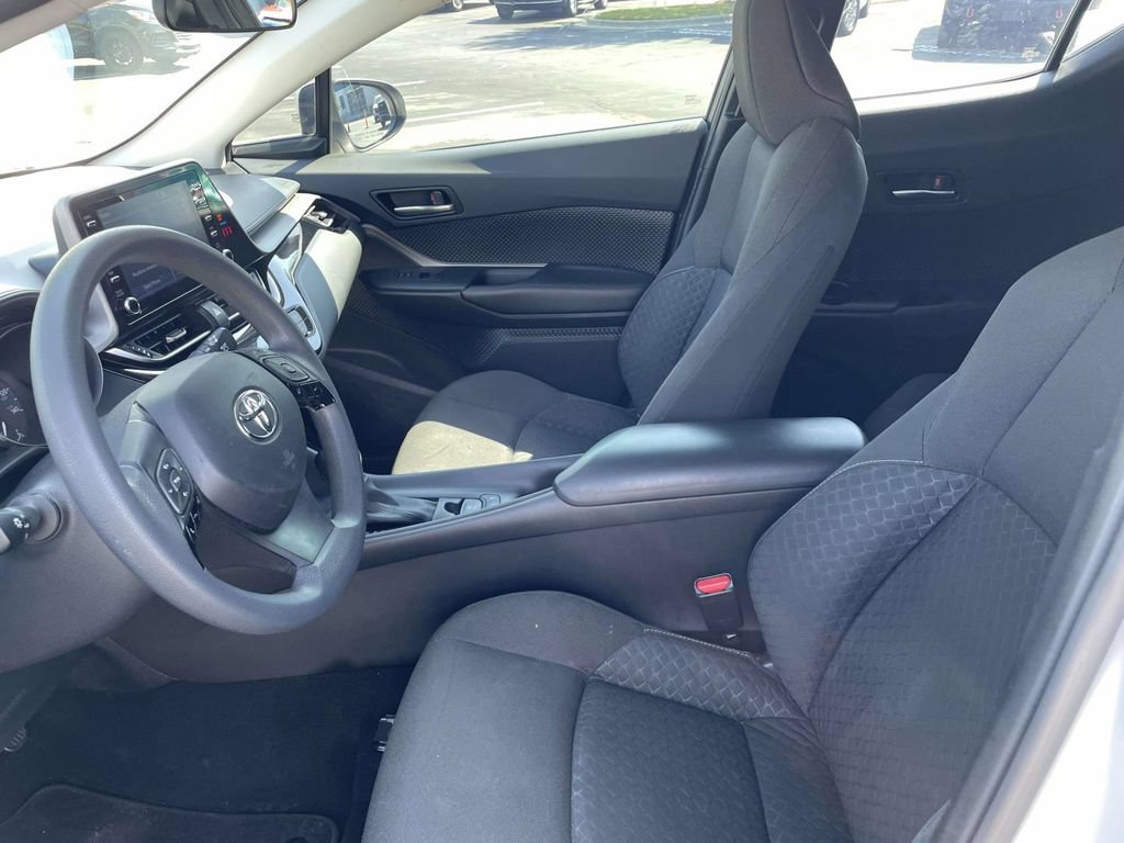 Used 2021 Toyota C-HR LE FWD image 20