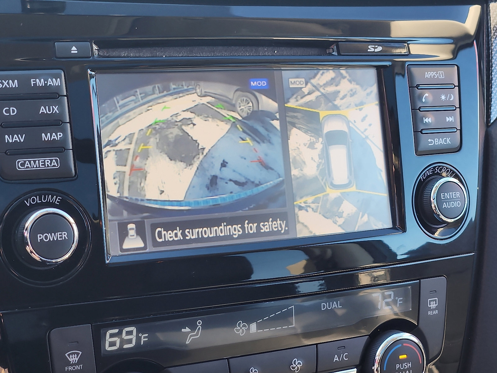 Used 2016 Nissan Rogue SL w/ SL Premium Package image 18