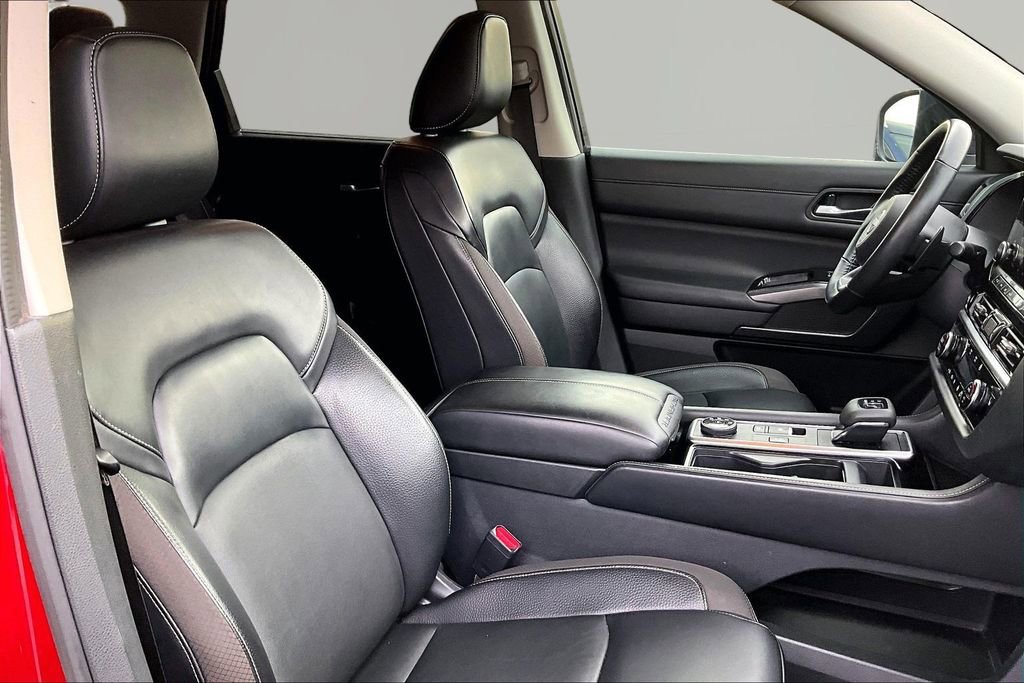 Used 2022 Nissan Pathfinder SL image 21