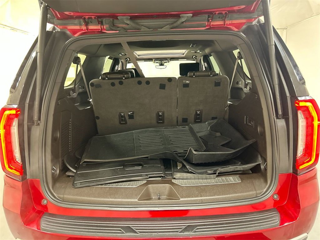 Used 2022 GMC Yukon XL Denali w/ Denali Ultimate Package image 23