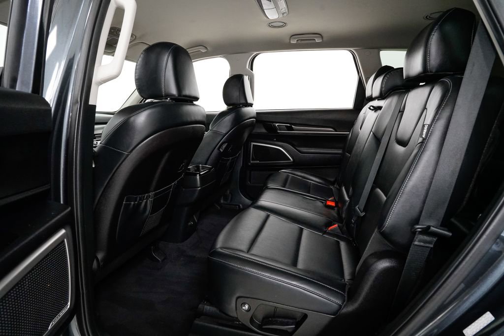Certified 2023 Kia Telluride LX image 25