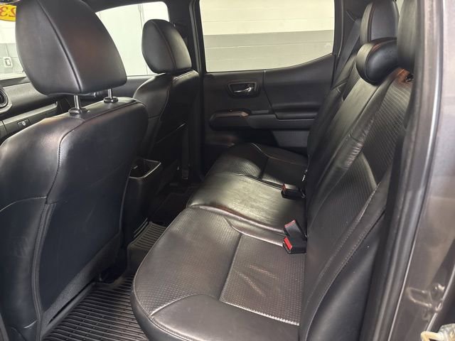 Used 2023 Toyota Tacoma image 19