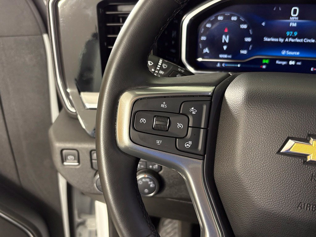 Used 2023 Chevrolet Silverado 1500 LT AWD/4WD image 20