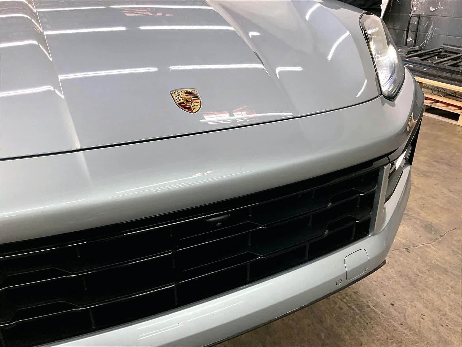 Used 2024 Porsche Cayenne S AWD/4WD image 33