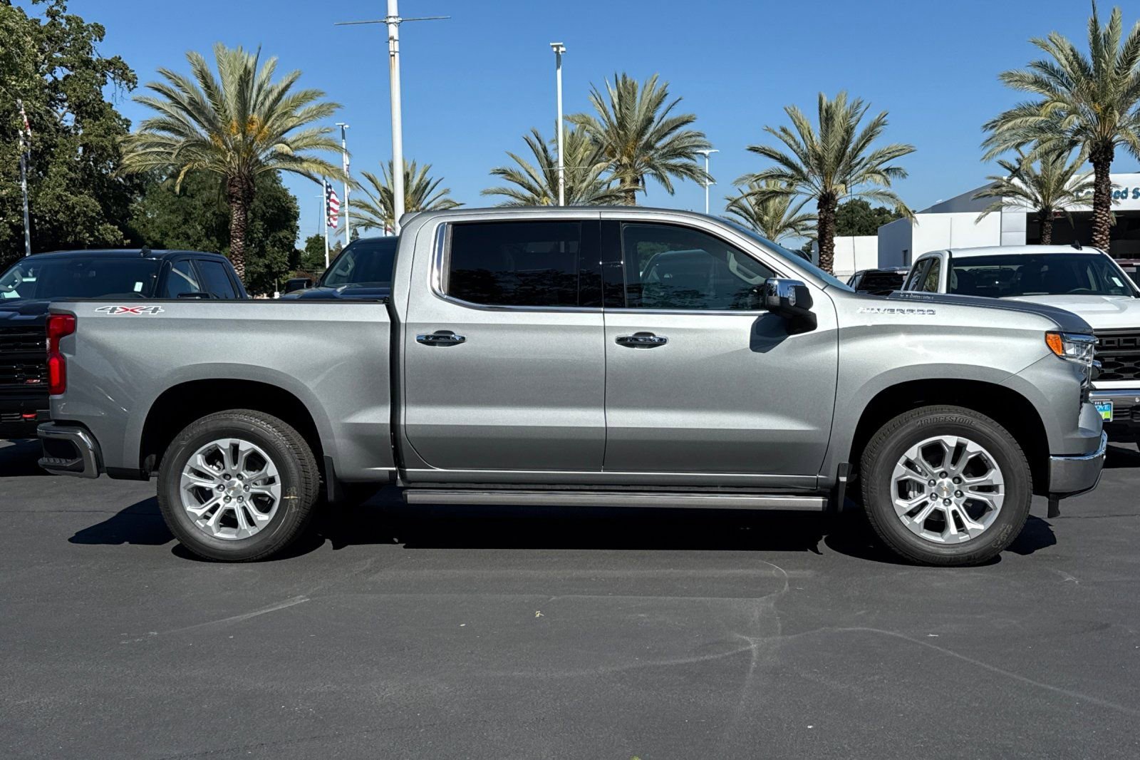 New 2026 Chevrolet Silverado 1500 LTZ w/ LTZ Premium Package AWD/4WD image 2