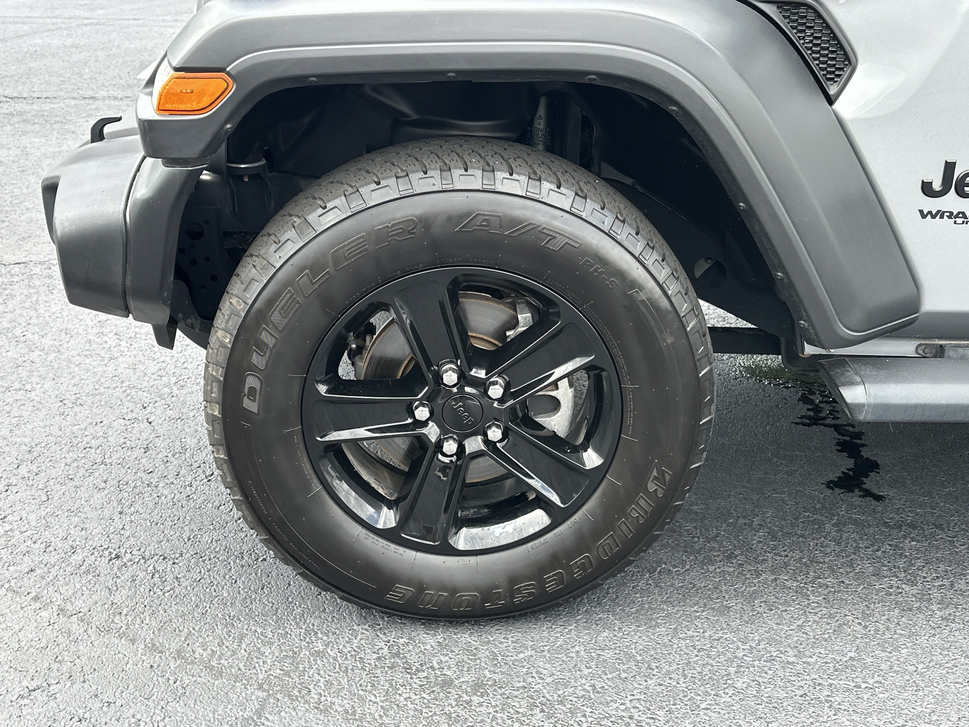 Used 2021 Jeep Wrangler Unlimited Sport AWD/4WD image 11