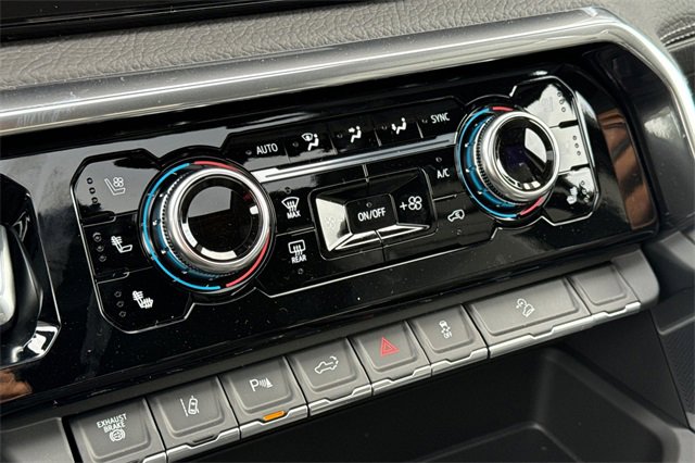 New 2026 GMC Sierra 2500 Denali w/ Denali Reserve Package image 24