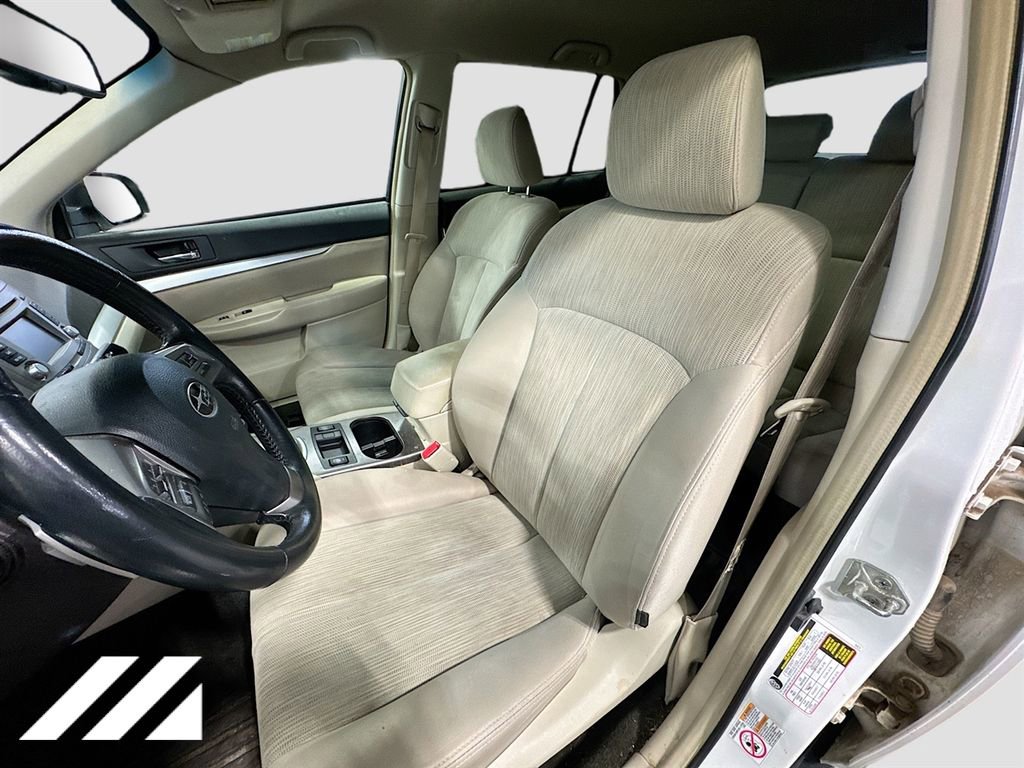 Used 2014 Subaru Outback 2.5i Premium AWD/4WD image 21