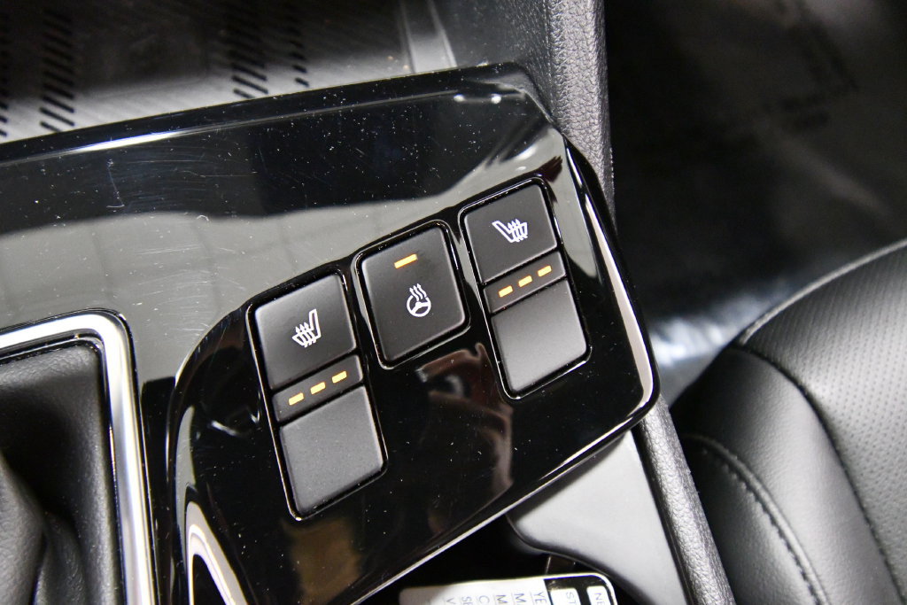 Certified 2025 Kia Sportage X-Pro AWD/4WD image 29