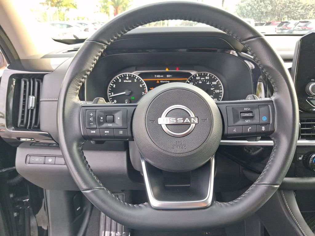 Certified 2024 Nissan Pathfinder SV FWD image 17