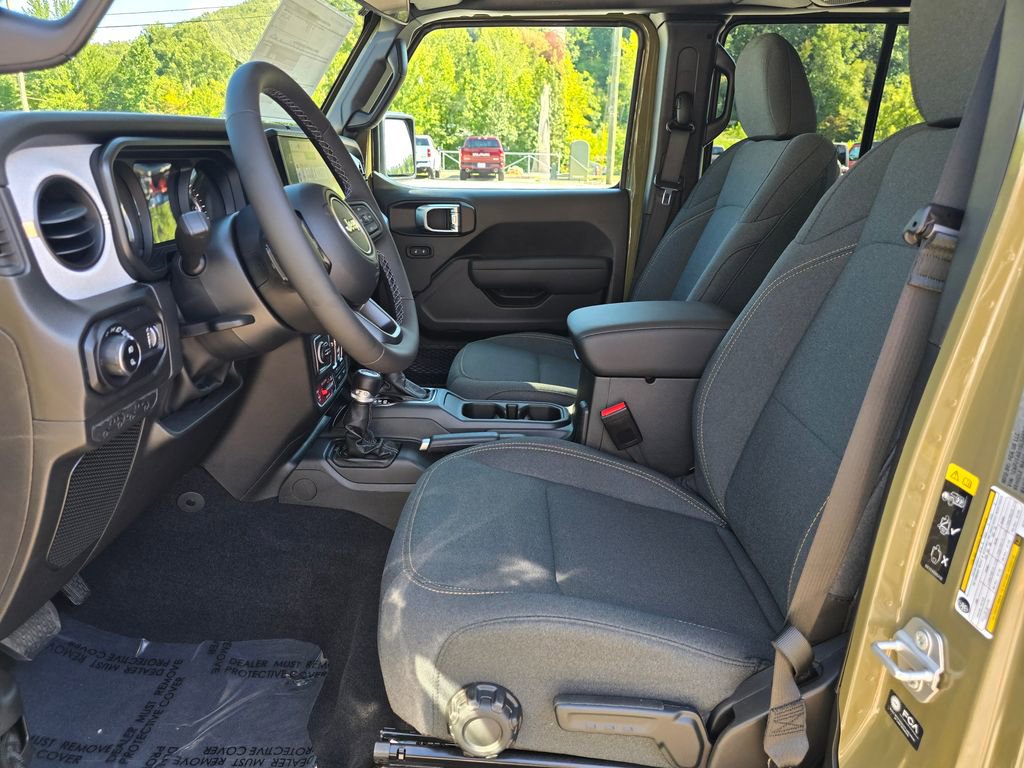 New 2025 Jeep Gladiator Sport AWD/4WD image 4