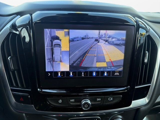 Used 2020 Chevrolet Traverse RS image 19