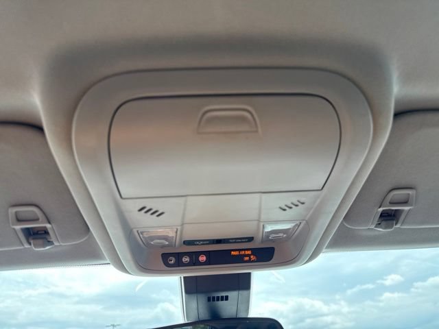 Used 2020 Chevrolet Equinox LT AWD/4WD image 23