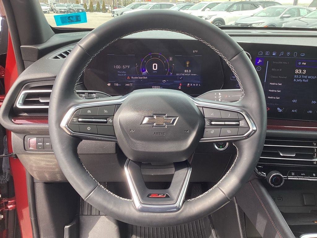 Used 2025 Chevrolet Traverse Z71 w/ Driver Confidence Package image 19