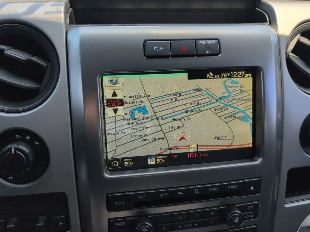 Used 2012 Ford F150 Raptor w/ Raptor Luxury Pkg image 18