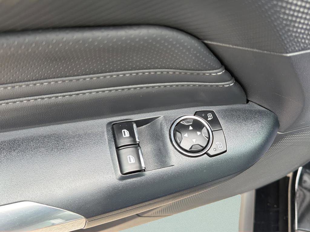 Used 2024 Ford Mustang GT Premium image 18