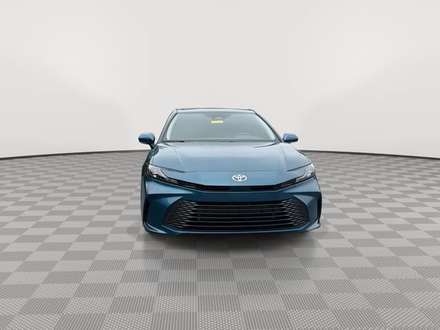 Used 2026 Toyota Camry LE FWD image 3