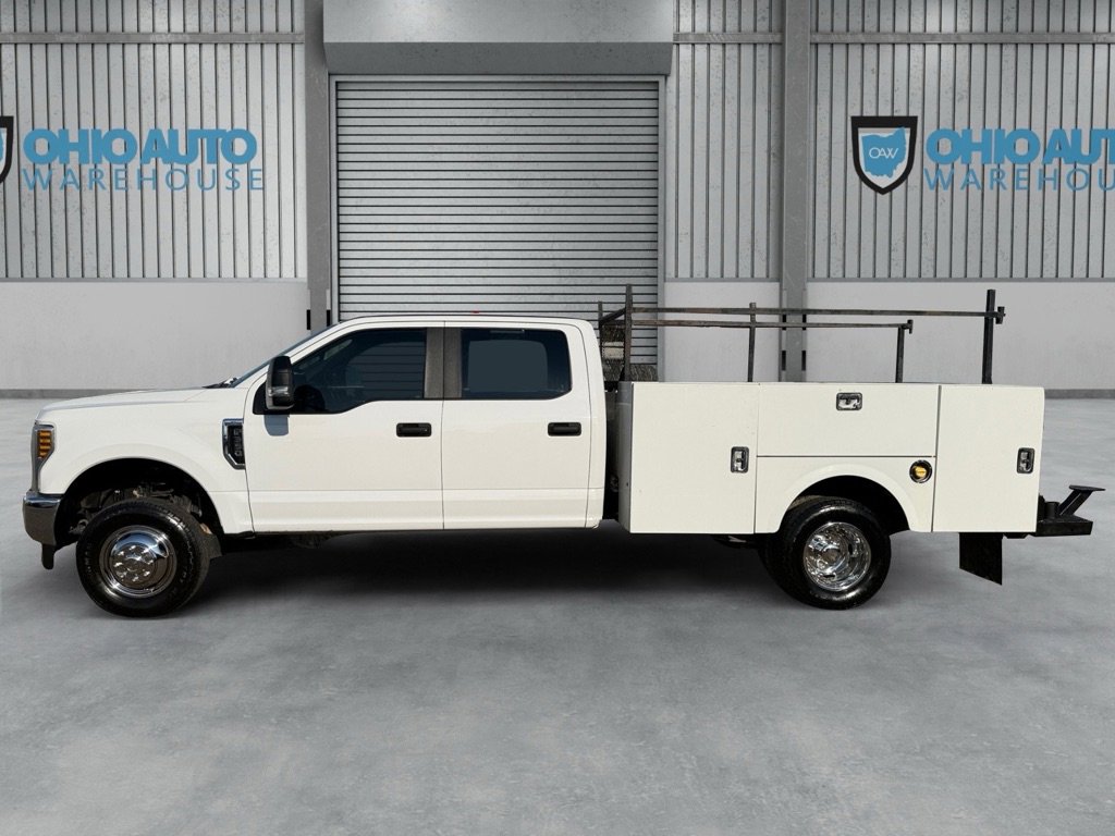 Used 2019 Ford F350 XL w/ Power Equipment Group image 4