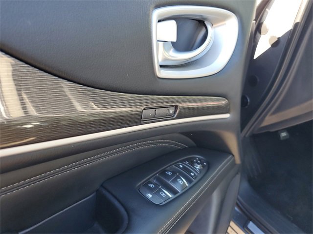 Used 2019 INFINITI QX60 Luxe image 7