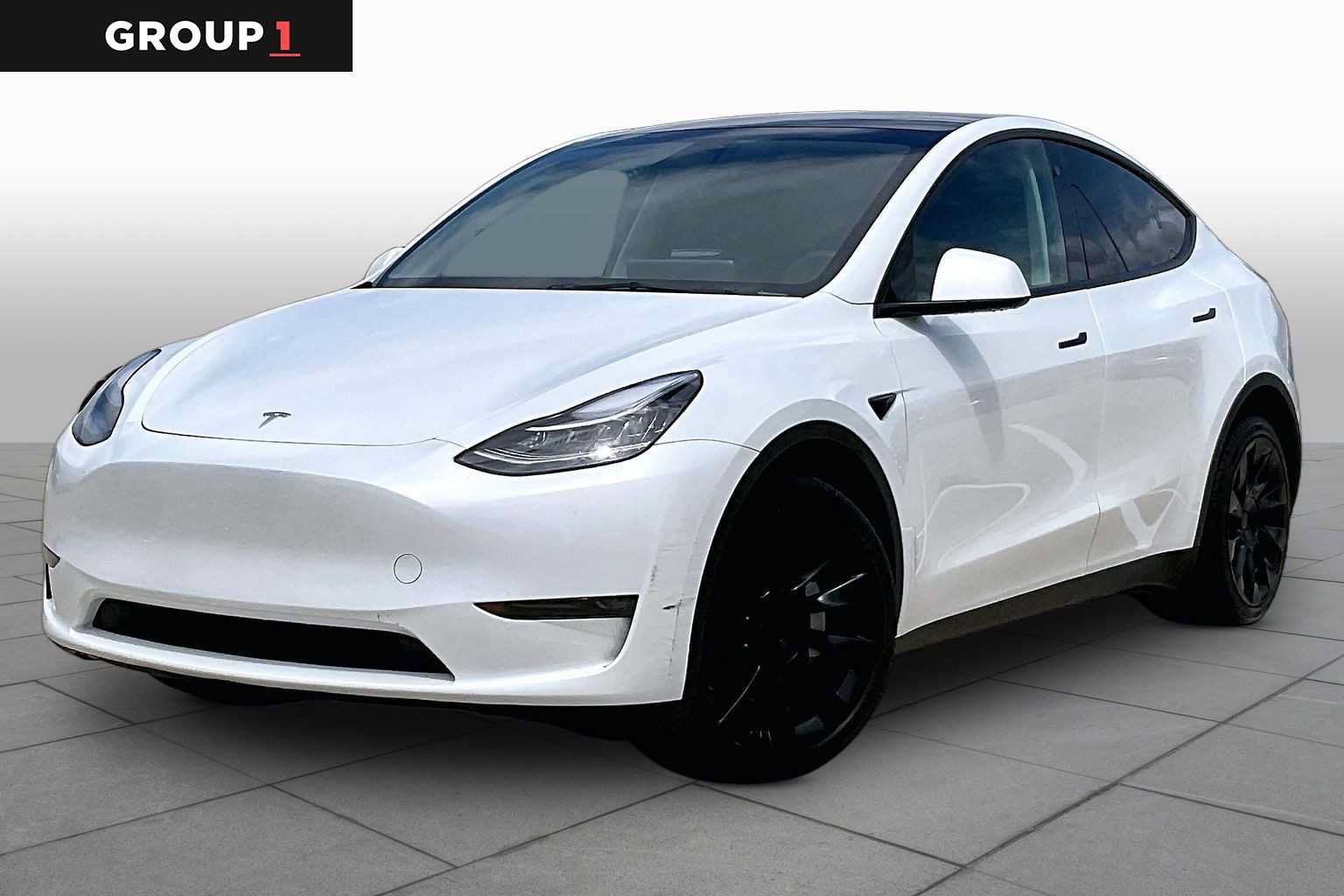 Used 2023 Tesla Model Y AWD image 1