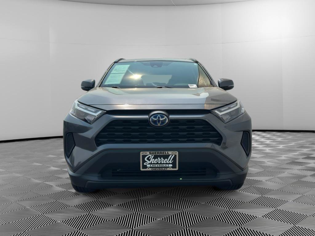 Used 2024 Toyota RAV4 XLE w/ Convenience Package AWD/4WD image 2