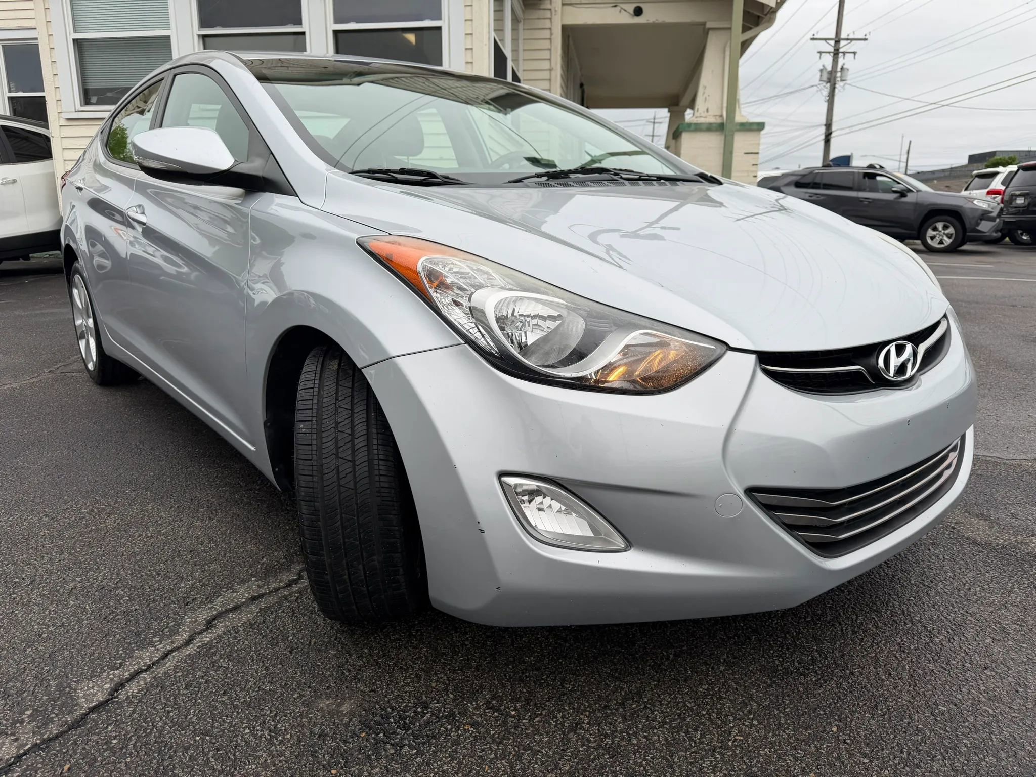 Used 2012 Hyundai Elantra Limited w/ Technology Pkg 5 FWD image 13