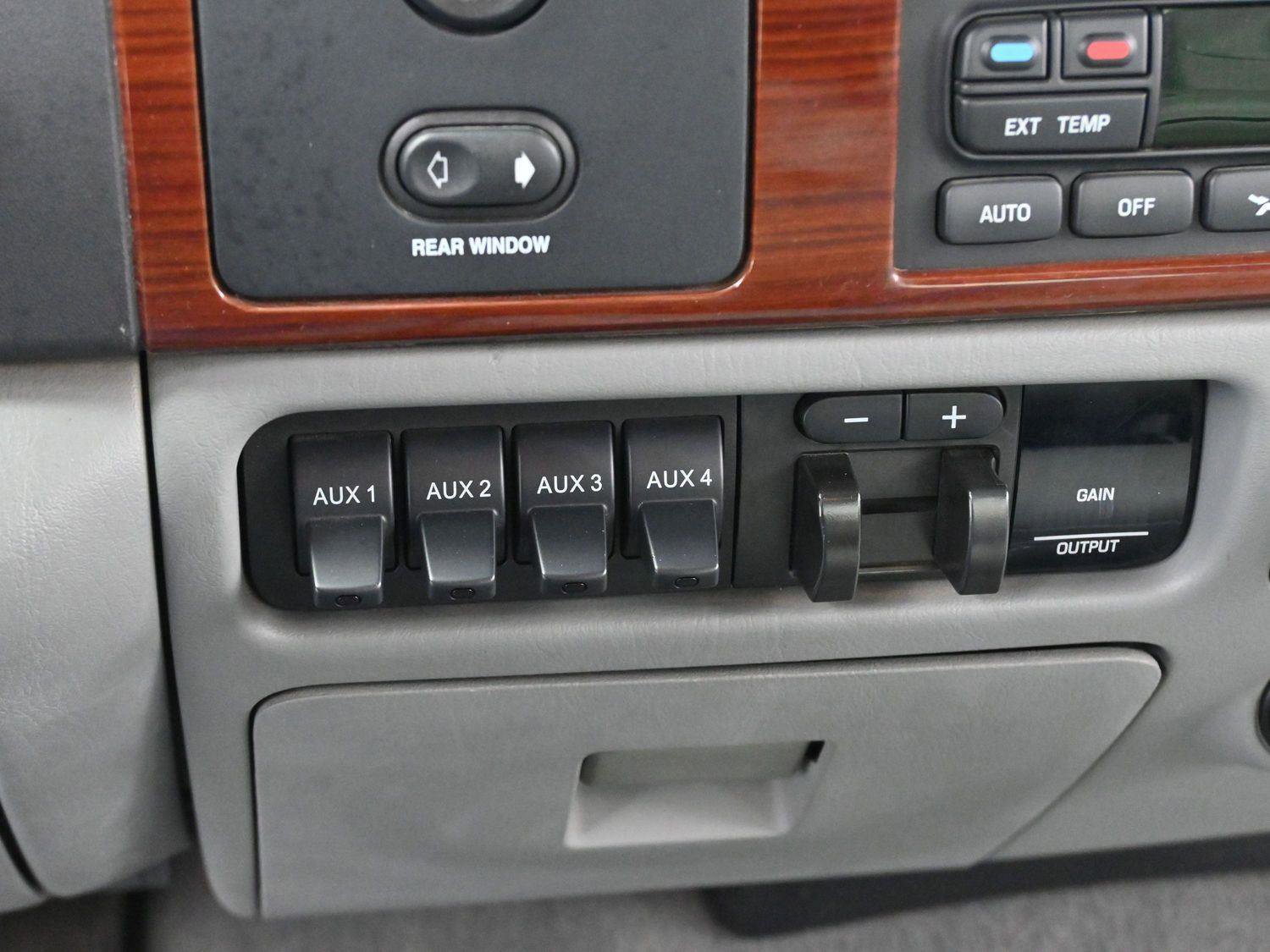 Used 2006 Ford F250 XLT image 17