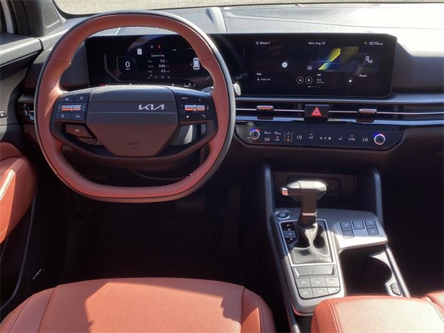 New 2026 Kia Sportage SX image 9