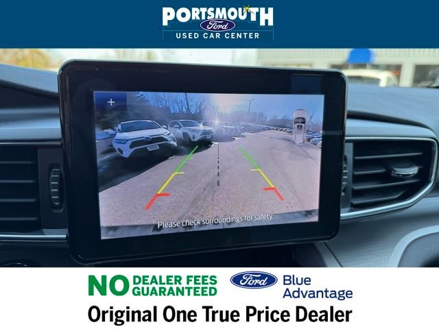 Certified 2022 Ford Explorer XLT w/ Equipment Group 202A image 10