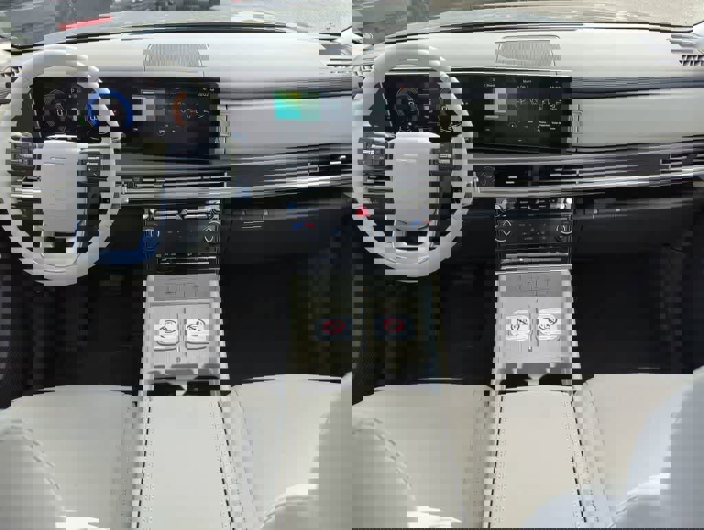 New 2026 Hyundai Santa Fe SE image 18