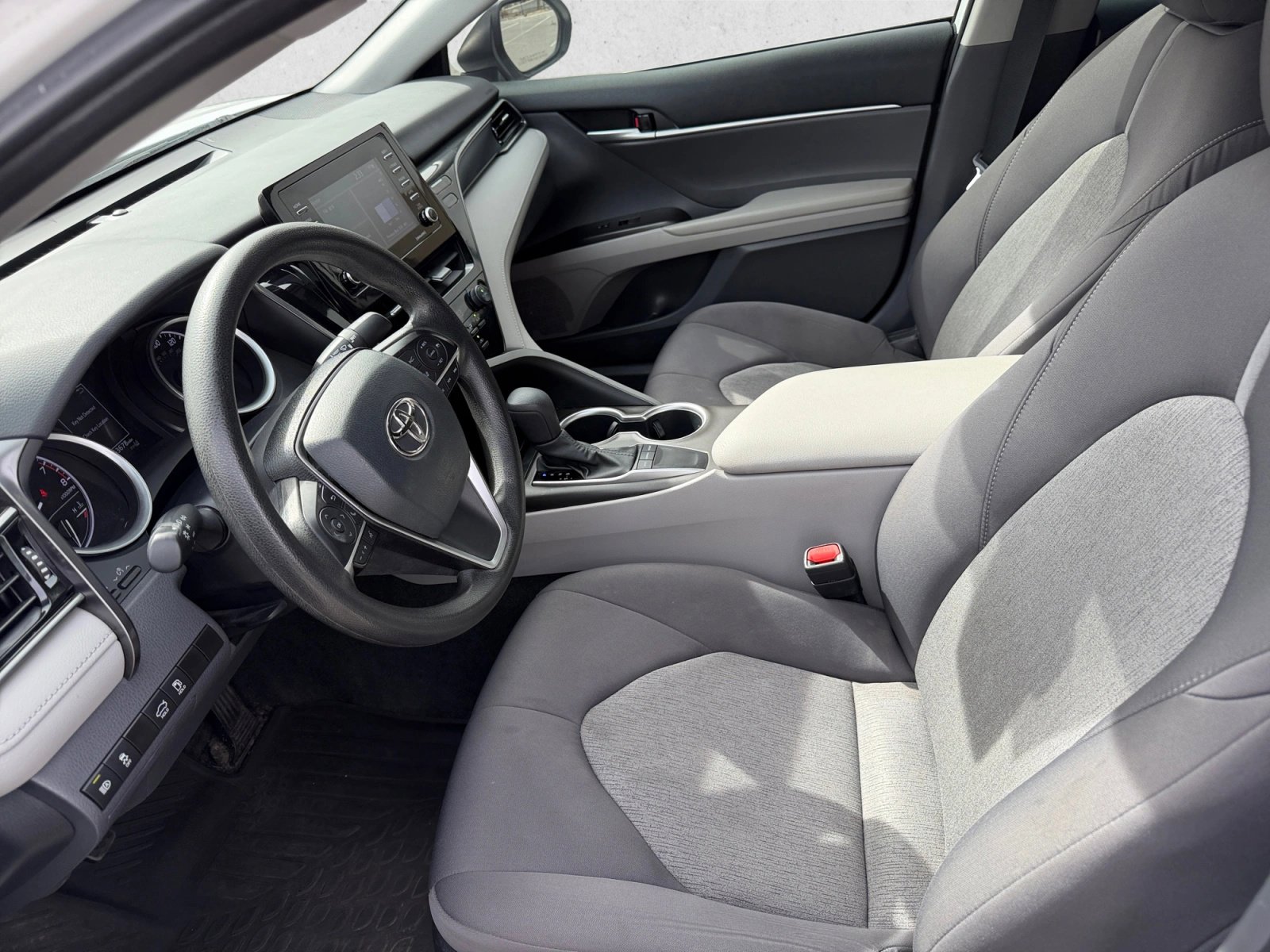 Used 2023 Toyota Camry LE w/ Convenience Package image 11