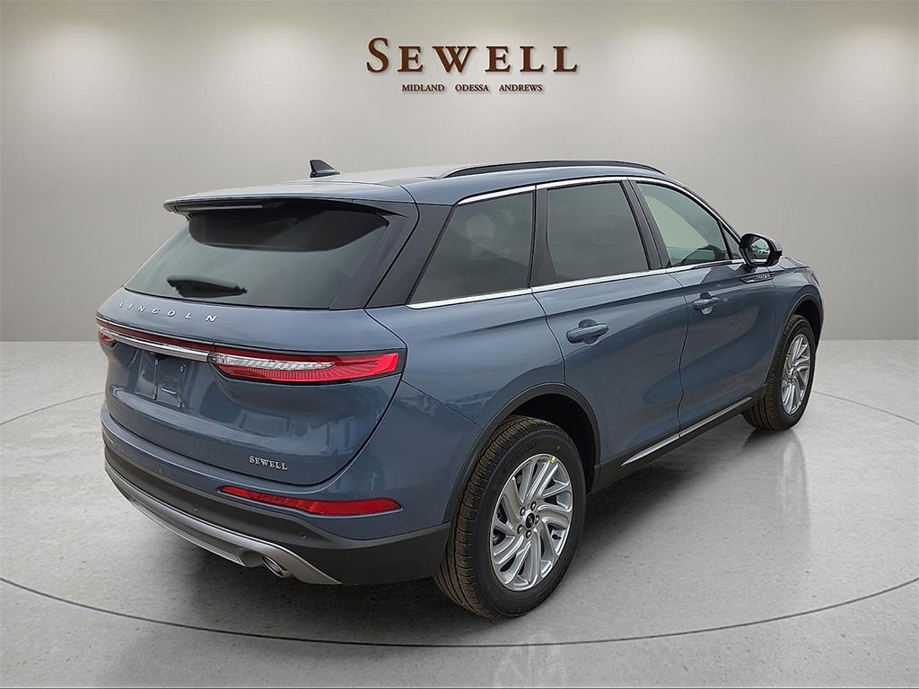 New 2026 Lincoln Corsair Premiere image 4