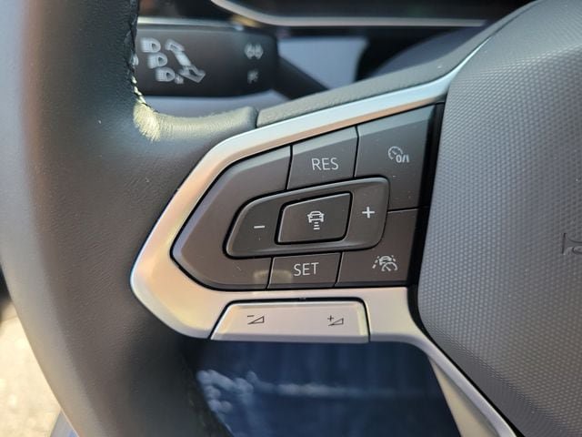 Certified 2026 Volkswagen Jetta SE FWD image 19