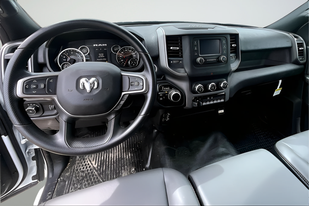 New 2024 RAM 3500 Tradesman AWD/4WD image 6
